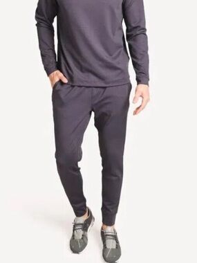Rhone Men’s Spar Gray Jogger Size S.